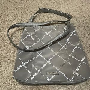 GRAY VERA BRADLEY CROSSBODY BAG